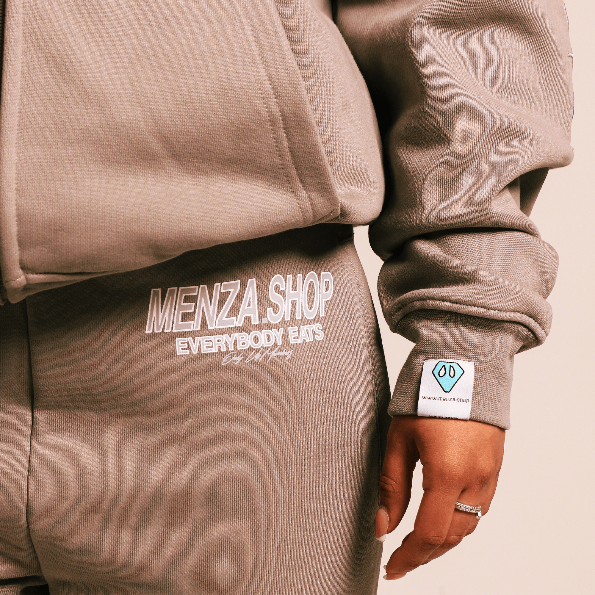 Double Hooded Zip-Up – Menza Winners Table